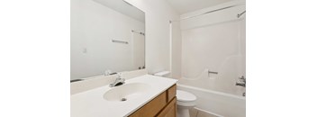 2 Bedrooms, 1.5 Bathrooms