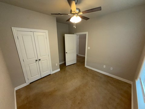 2435 Briar Hollow Drive 2 Beds Apartment for Rent
