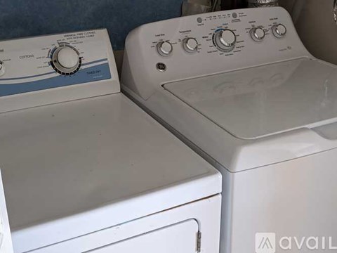 Redbud Court 3 Beds Apartment for Rent