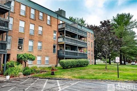 90 Kane St 2 Beds Apartment for Rent