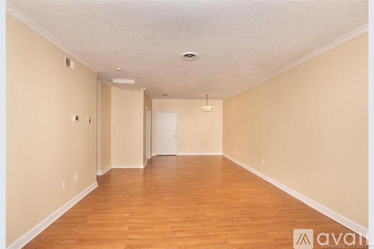 90 Kane St 2 Beds Apartment for Rent - Photo gallery 3