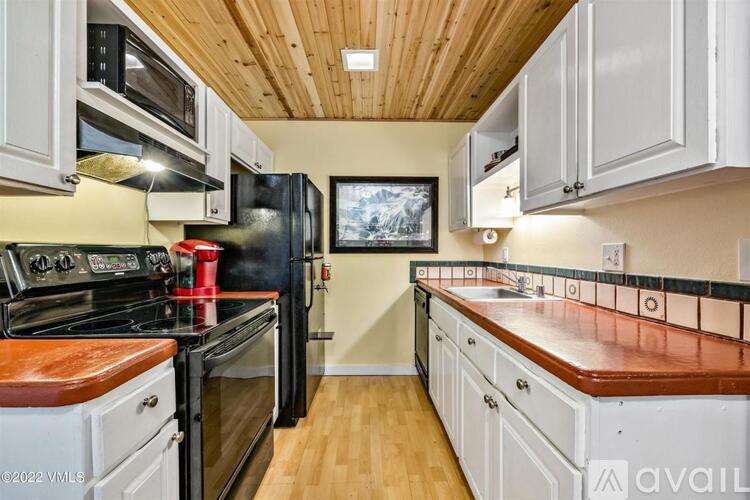 998 W Beaver Creek Blvd 2 Beds Condo for Rent - Photo gallery 2