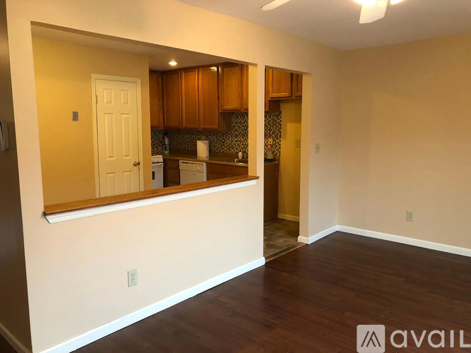 4220 Birchwood Ct 2 Beds Single Family Home for Rent - Photo gallery 4