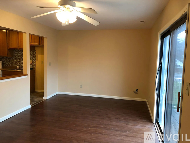 4220 Birchwood Ct 2 Beds Single Family Home for Rent - Photo gallery 5