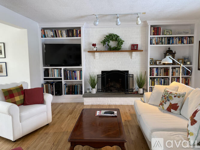 9 Stanton Road 3 Beds Single Family Home for Rent - Photo gallery 3