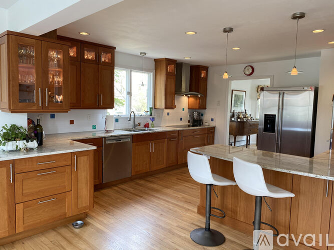9 Stanton Road 3 Beds Single Family Home for Rent - Photo gallery 4