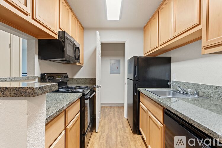 1900 Oakdale Road 1 Apartment for Rent - Photo gallery 2