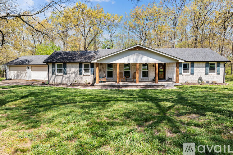 358 Twin Oaks Drive 4 Beds Single Family Home for Rent - Photo gallery 1