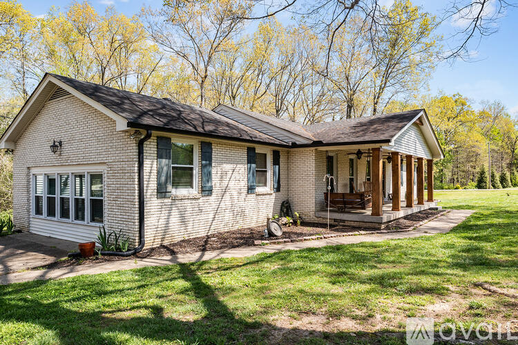 358 Twin Oaks Drive 4 Beds Single Family Home for Rent - Photo gallery 2