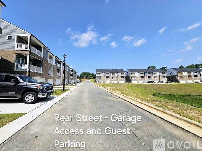 589 Forestville Road 4 Beds Townhouse for Rent - Photo gallery 3