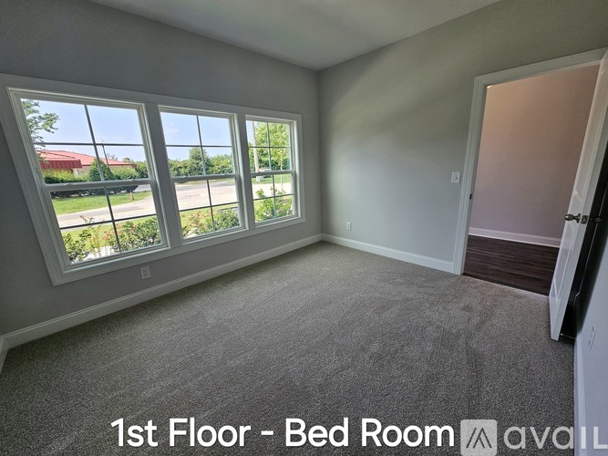 589 Forestville Road 4 Beds Townhouse for Rent - Photo gallery 4