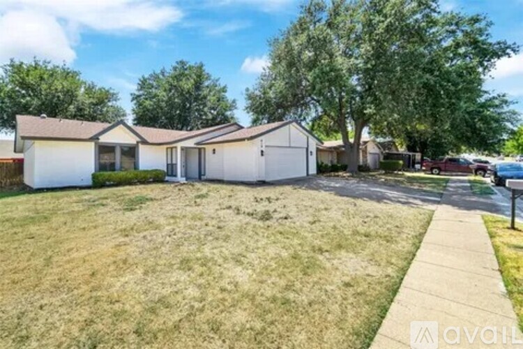 810 East Timberview Lane 3 Beds Single Family Home for Rent - Photo gallery 1