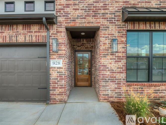928 Kyle Drive 3 Beds Single Family Home for Rent - Photo gallery 2