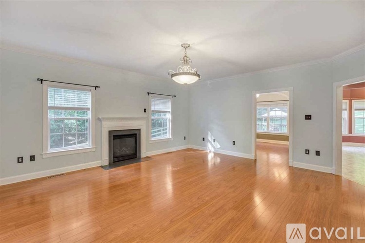 991 Carodon Drive 4 Beds Single Family Home for Rent - Photo gallery 5