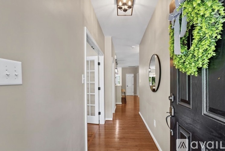 7319 Vicenzo Drive 4 Beds Single Family Home for Rent - Photo gallery 2