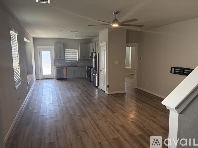 144 Threshing Road 4 Beds Townhouse for Rent - Photo gallery 4