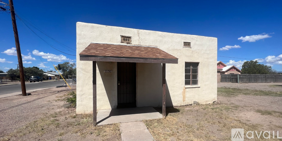 1190 3rd St 2 Beds Single Family Home for Rent - Photo gallery 1