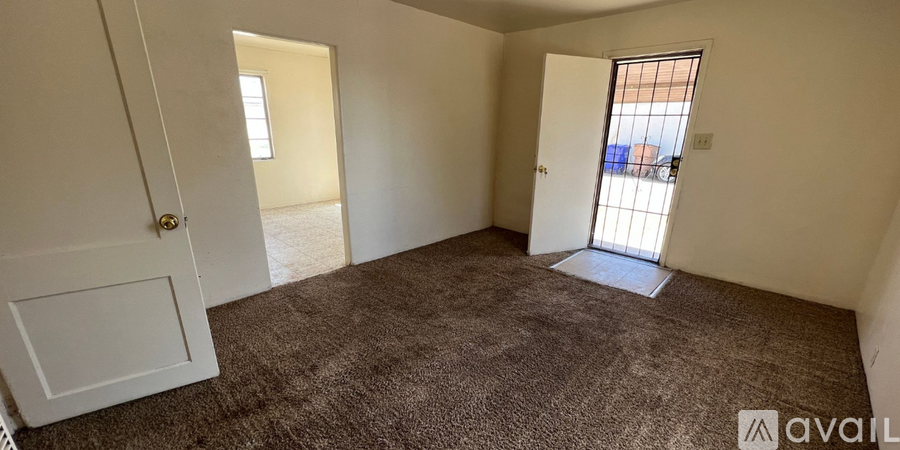 1190 3rd St 2 Beds Single Family Home for Rent - Photo gallery 4