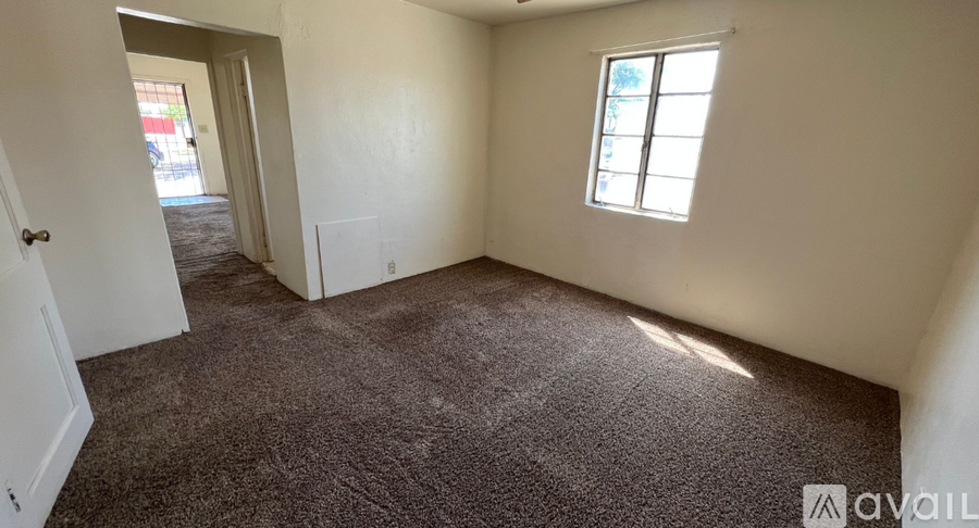 1190 3rd St 2 Beds Single Family Home for Rent - Photo gallery 5