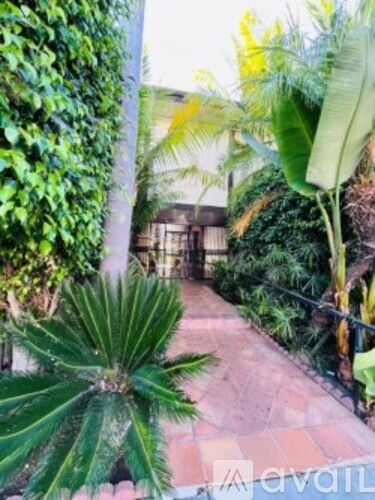 6911 Milwood Ave 1 Apartment for Rent - Photo gallery 4