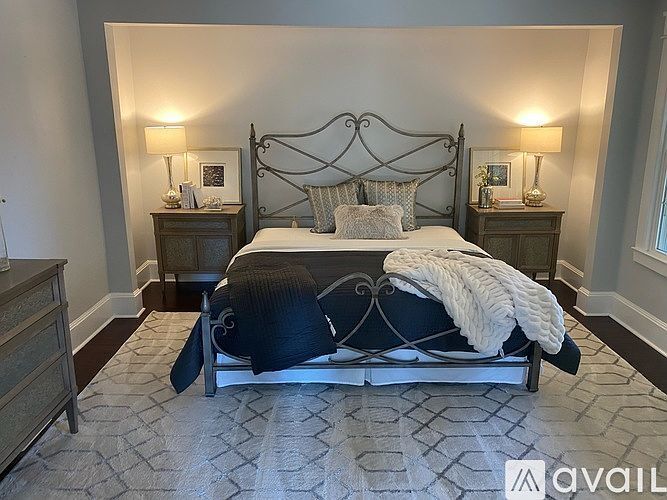 1523 W 1st St 4 Beds Single Family Home for Rent - Photo gallery 4
