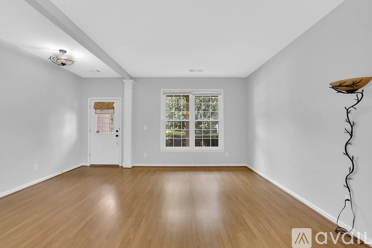 440 Chippenham Court 3 Beds Single Family Home for Rent - Photo gallery 5
