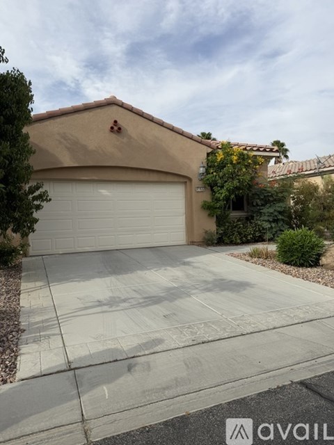 81632 Avenida Bolero 2 Beds Apartment for Rent