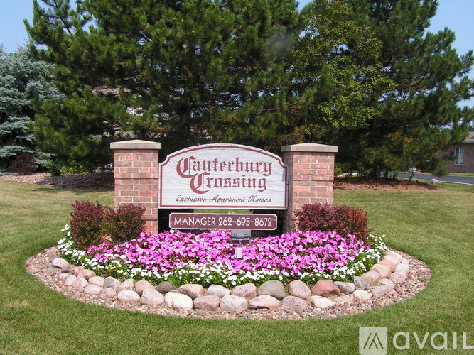 N26W24040 River Park Dr 3 Beds Apartment for Rent - Photo gallery 3