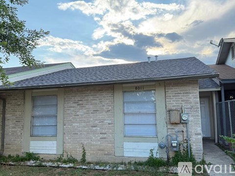 8011 Chipping Dr 2 Beds Apartment for Rent