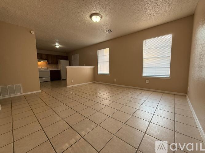 8011 Chipping Dr 2 Beds Townhouse for Rent - Photo gallery 2