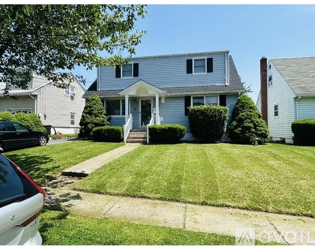 Meadow Lane 4 Beds Single Family Home for Rent - Photo gallery 1