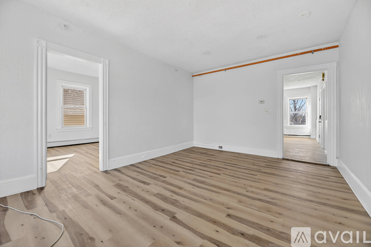 528 Charles St 2 Beds Apartment for Rent - Photo gallery 5