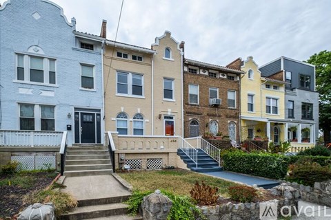 450 Randolph St NW 4 Beds Apartment for Rent