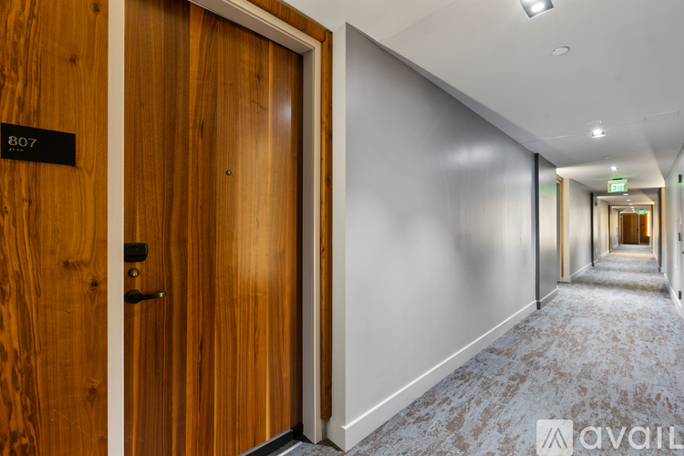 1300 4th St SE 1 Condo for Rent - Photo gallery 4