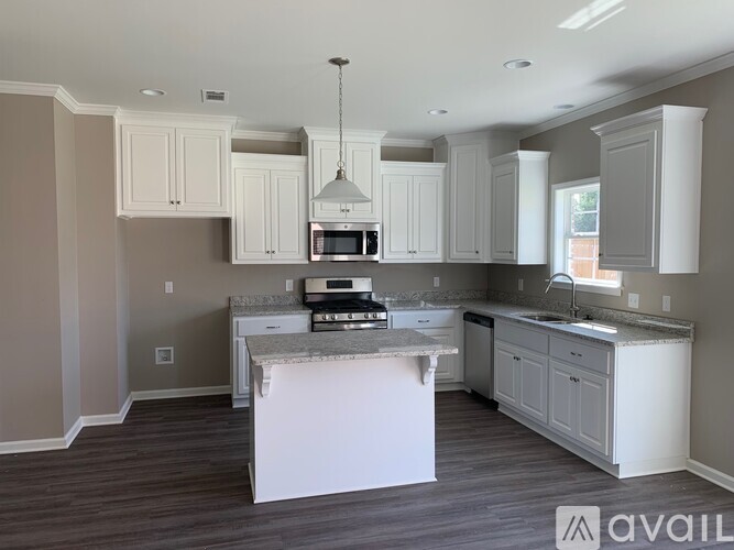 536 Ridgeland Rd 3 Beds Single Family Home for Rent - Photo gallery 3