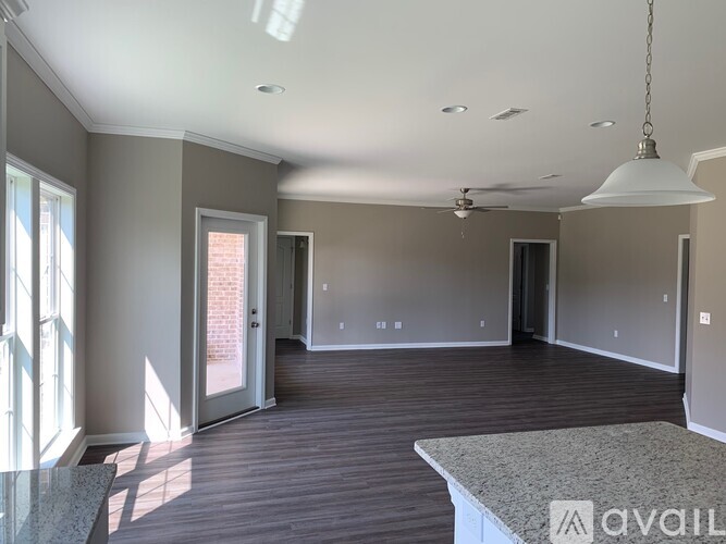 536 Ridgeland Rd 3 Beds Single Family Home for Rent - Photo gallery 5