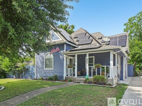 600 S Fitzhugh Ave 3 Beds Apartment for Rent