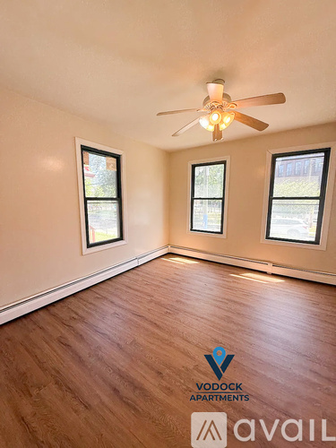 47 Orange St 2 Beds Apartment for Rent - Photo gallery 4