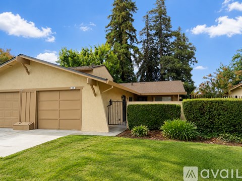 115 W El Dorado Dr 2 Beds Apartment for Rent