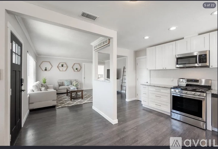 1172 11th Street 3 Beds Single Family Home for Rent - Photo gallery 4