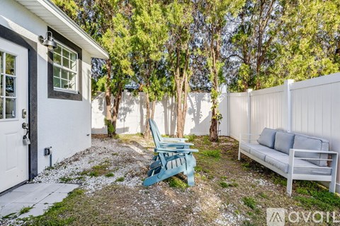 4226 5Th Ave N 2 Beds Apartment for Rent