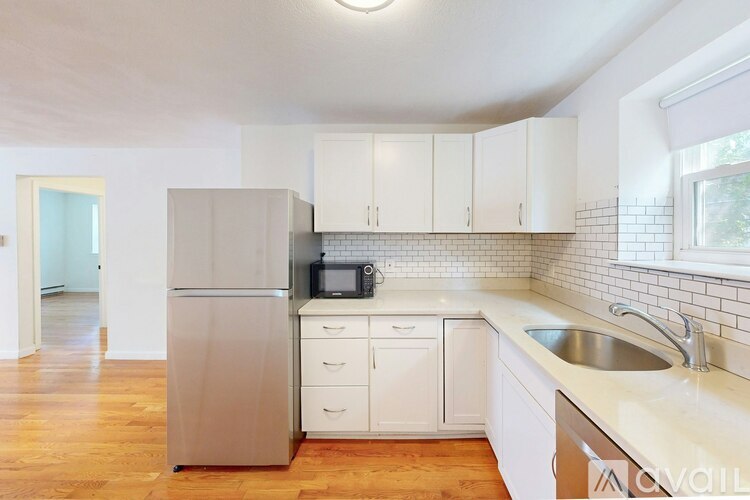 104 Trowbridge Terrace 2 Beds Apartment for Rent - Photo gallery 3