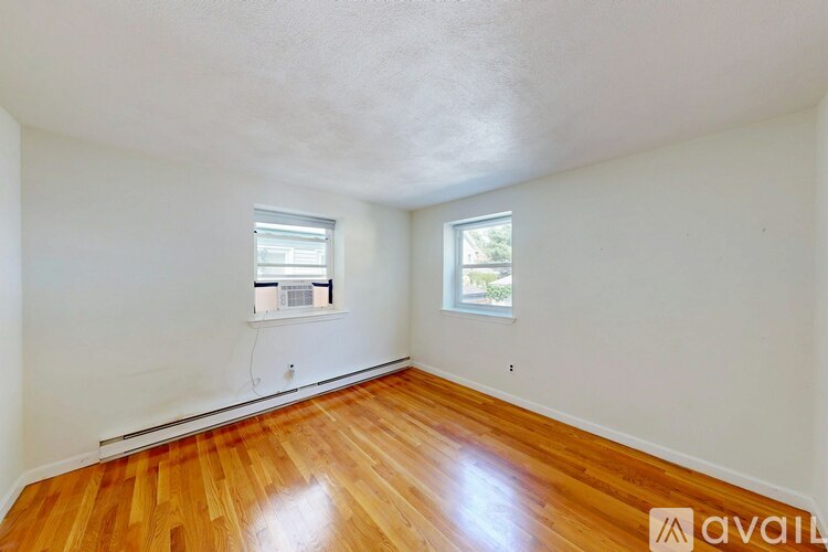 104 Trowbridge Terrace 2 Beds Apartment for Rent - Photo gallery 4