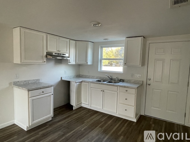 Cowart Ave 2 Beds Apartment for Rent - Photo gallery 2
