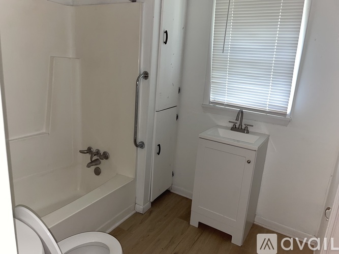 213 N Church St 2 Beds Apartment for Rent - Photo gallery 4