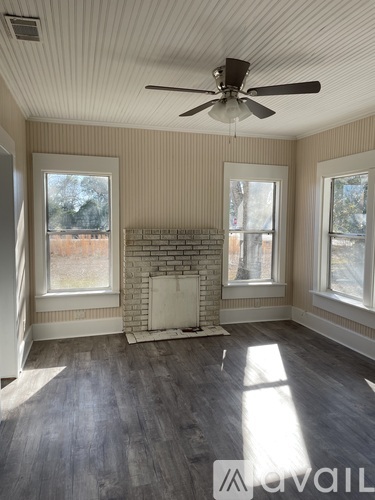 902 E Barnard St 3 Beds Single Family Home for Rent - Photo gallery 4