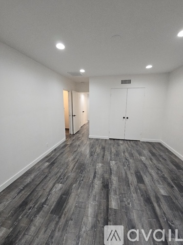 9011 Etiwanda Avenue 3 Beds Single Family Home for Rent - Photo gallery 2