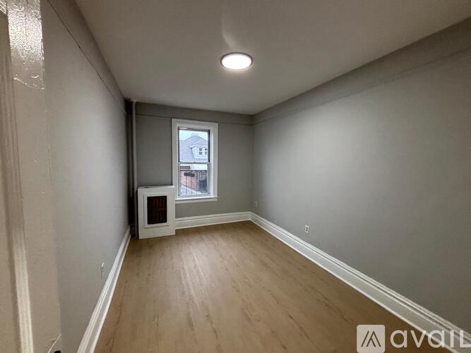 242 Claremont Ave 2 Beds Apartment for Rent - Photo gallery 2