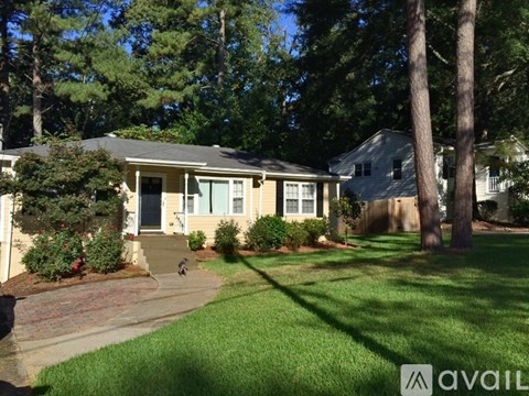 1676 Bristol Drive Northeast 2 Beds Apartment for Rent