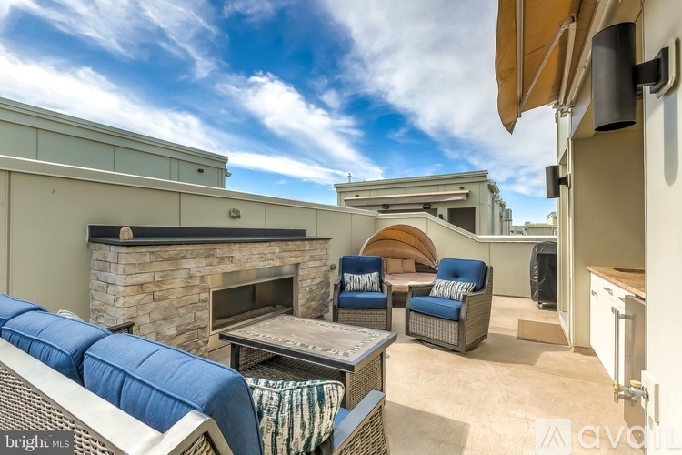 1244 Richardson St 4 Beds Townhouse for Rent - Photo gallery 3